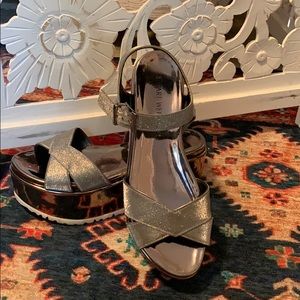 Stuart Weitzman silver sandals *sparkly* size 9